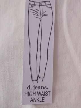 d. jeans High Waist Ankle Comfort Fit Ultra Soft Jeans NWT